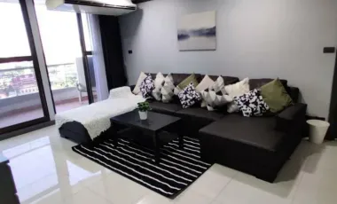 For sale 3 bed condo in Watthana, Bangkok
