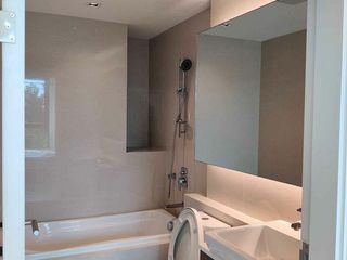 For sale 1 bed condo in Khlong Toei, Bangkok