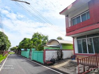 For sale 10 bed townhouse in Muak Lek, Saraburi