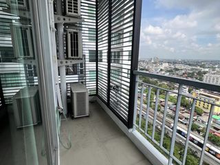 For sale 2 bed condo in Thon Buri, Bangkok