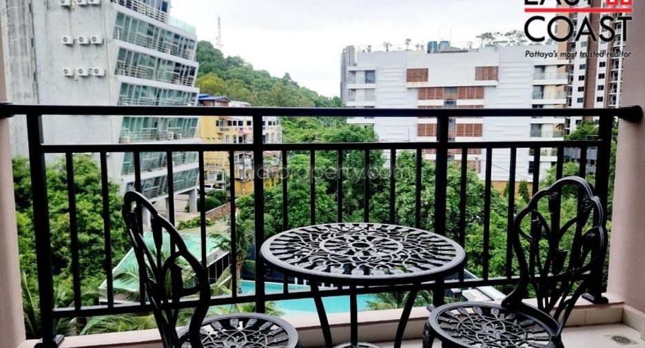 For sale 2 ベッドルーム condo in Bang Lamung, Chonburi