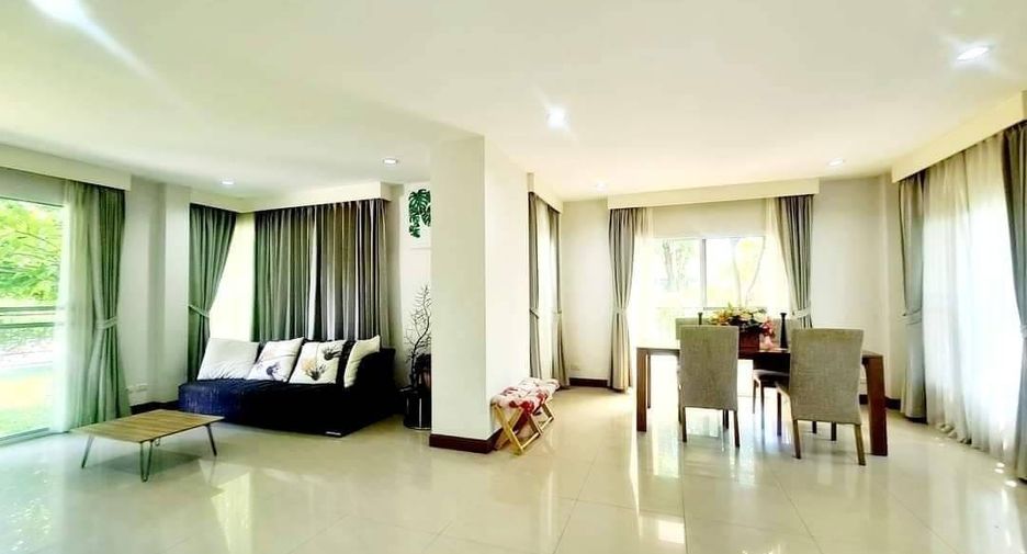 For sale and for rent 3 bed house in San Kamphaeng, Chiang Mai