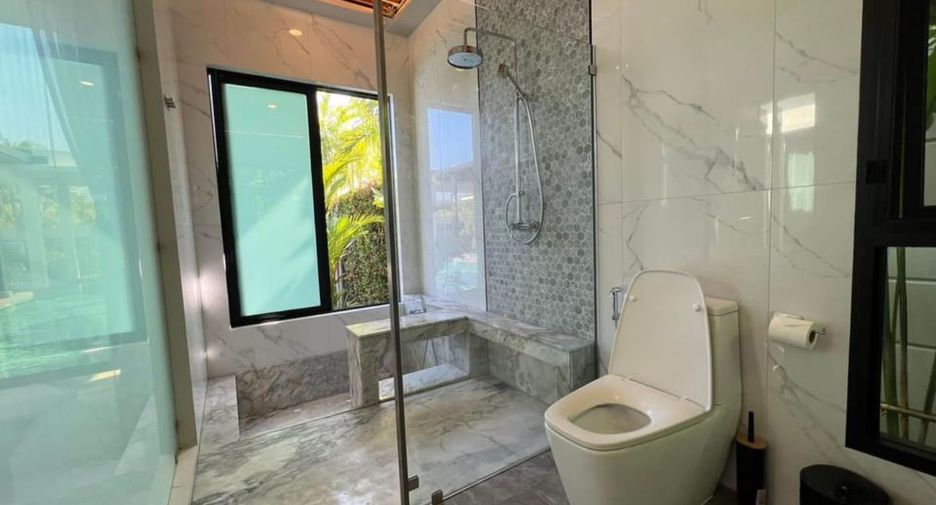 For rent 4 bed villa in Mueang Phuket, Phuket