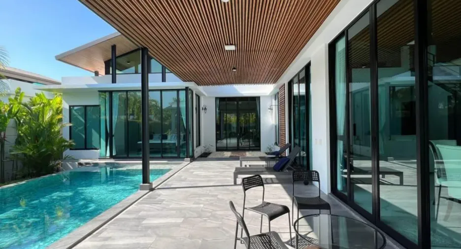 For rent 4 bed villa in Mueang Phuket, Phuket