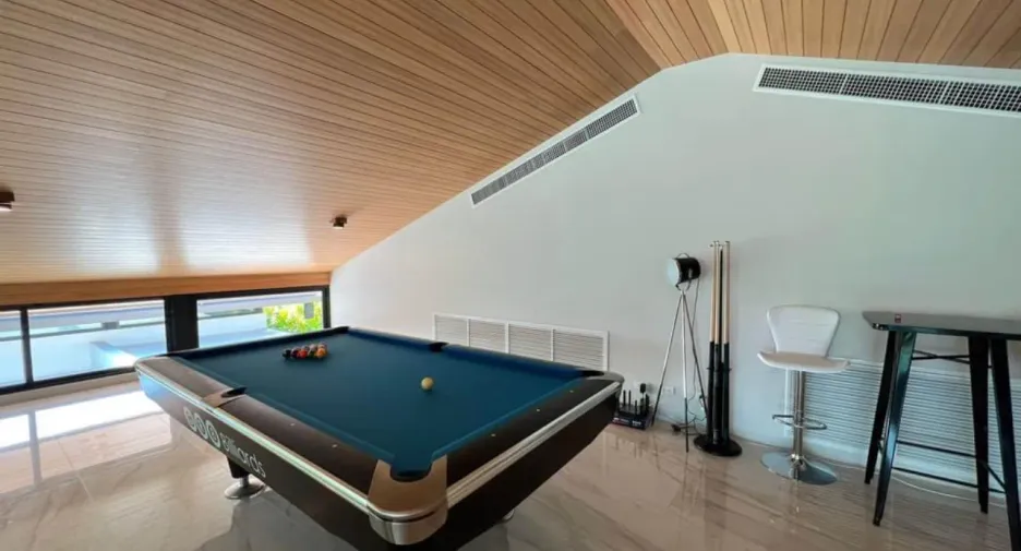 For rent 4 bed villa in Mueang Phuket, Phuket