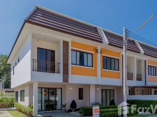 For sale 3 bed townhouse in East Pattaya, Pattaya
