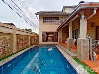For sale 5 bed villa in East Pattaya, Pattaya