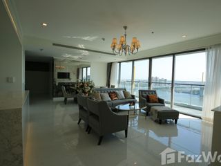 For rent 3 bed condo in Yan Nawa, Bangkok