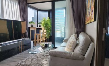 For sale 2 bed condo in Watthana, Bangkok