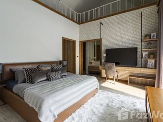 For rent 5 Beds villa in Mueang Chiang Mai, Chiang Mai