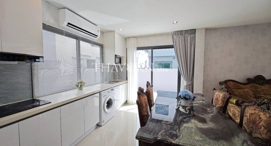 Casa en venta de 4 habitaciones en Bang Lamung, Chonburi