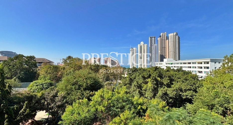 For sale studio condo in Bang Lamung, Chonburi