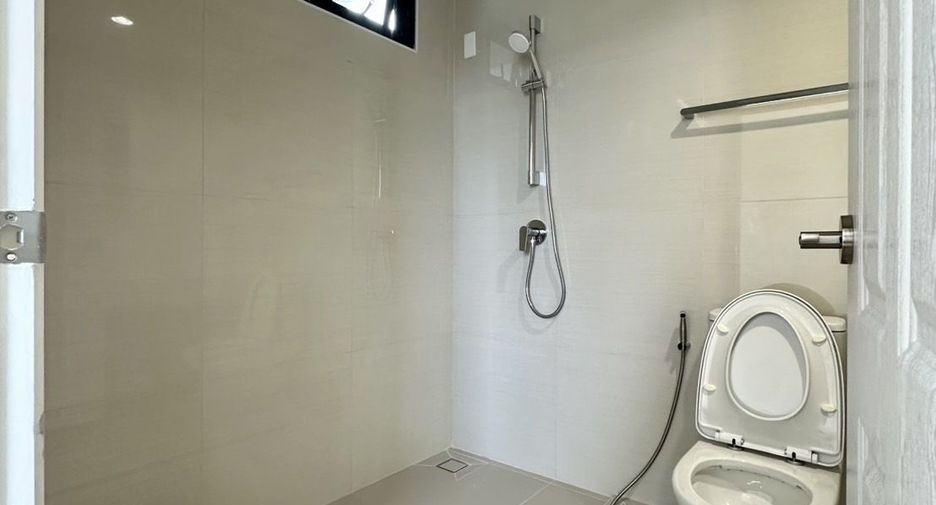 For sale 2 bed condo in Mueang Nonthaburi, Nonthaburi
