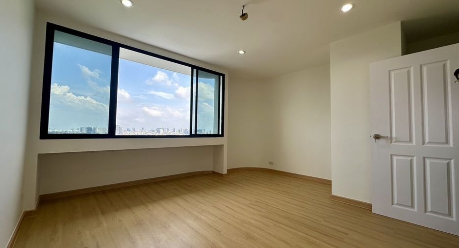For sale 2 bed condo in Mueang Nonthaburi, Nonthaburi