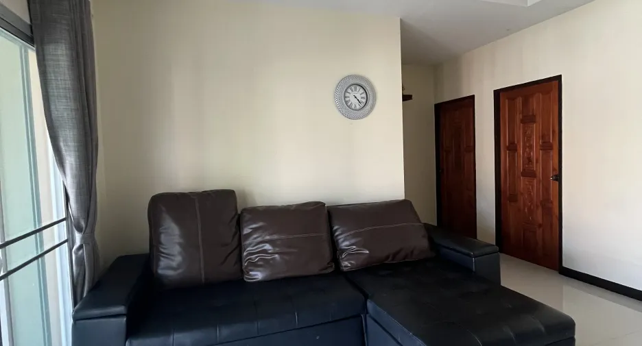 For rent 3 bed house in Mueang Nakhon Ratchasima, Nakhon Ratchasima