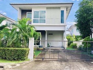 For sale 3 Beds house in Bang Khun Thian, Bangkok