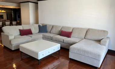 For rent 4 bed condo in Watthana, Bangkok