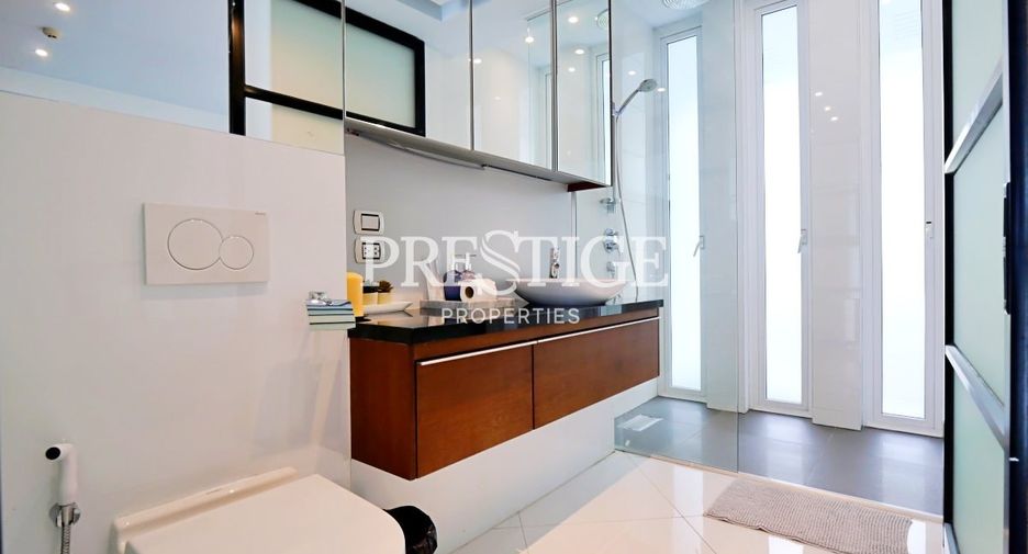For sale 3 bedrooms condo in Sattahip, Chonburi