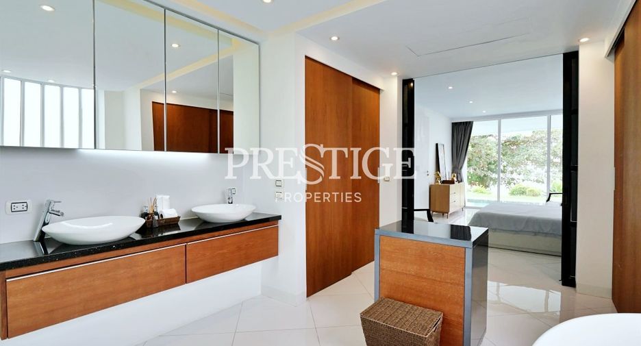 For sale 3 bedrooms condo in Sattahip, Chonburi