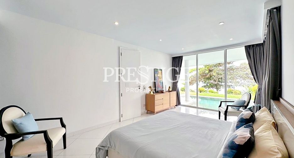 For sale 3 bedrooms condo in Sattahip, Chonburi