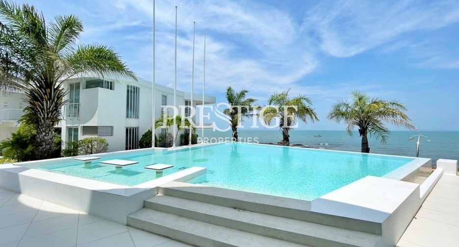 For sale 3 bedrooms condo in Sattahip, Chonburi