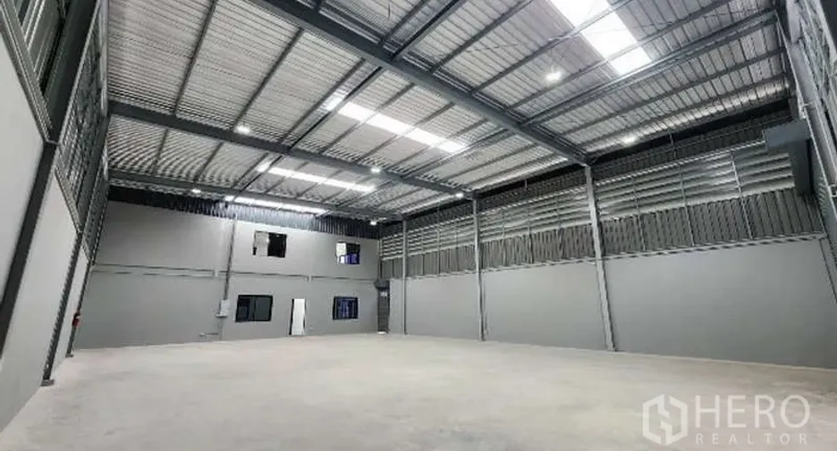 For rent warehouse in Bang Bo, Samut Prakan