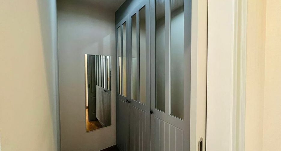 For sale 1 bed condo in Phaya Thai, Bangkok