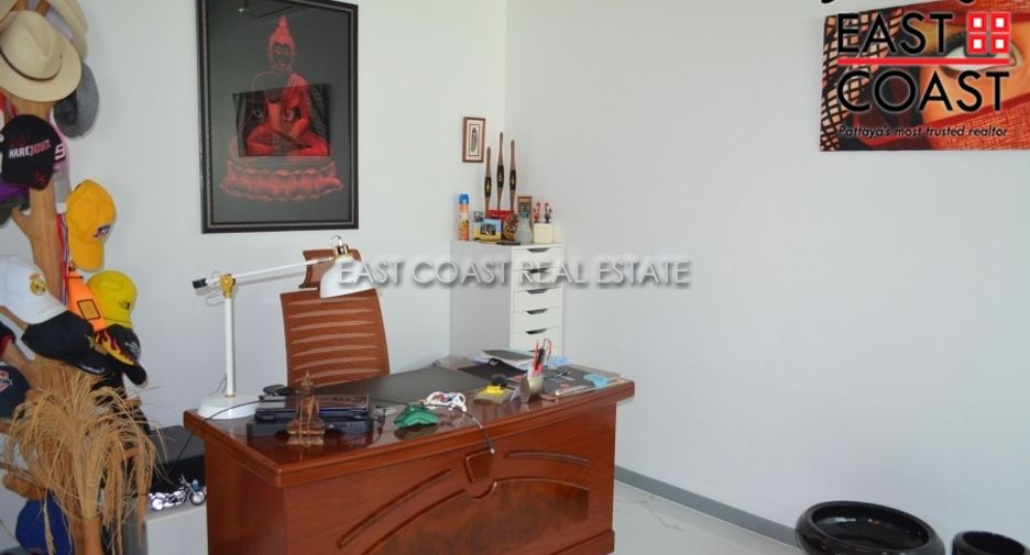 For sale 4 bed house in Bang Lamung, Chonburi