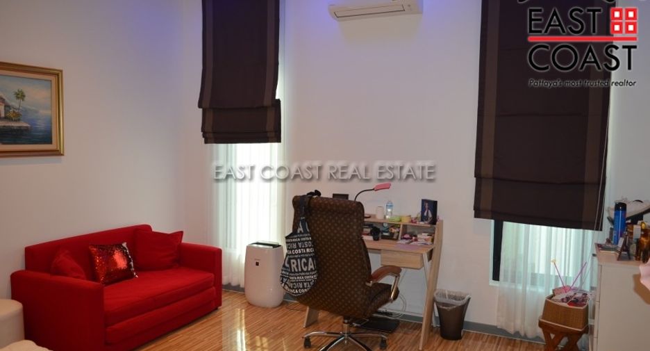 For sale 4 bed house in Bang Lamung, Chonburi