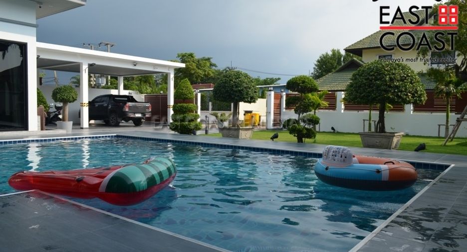 For sale 4 bed house in Bang Lamung, Chonburi