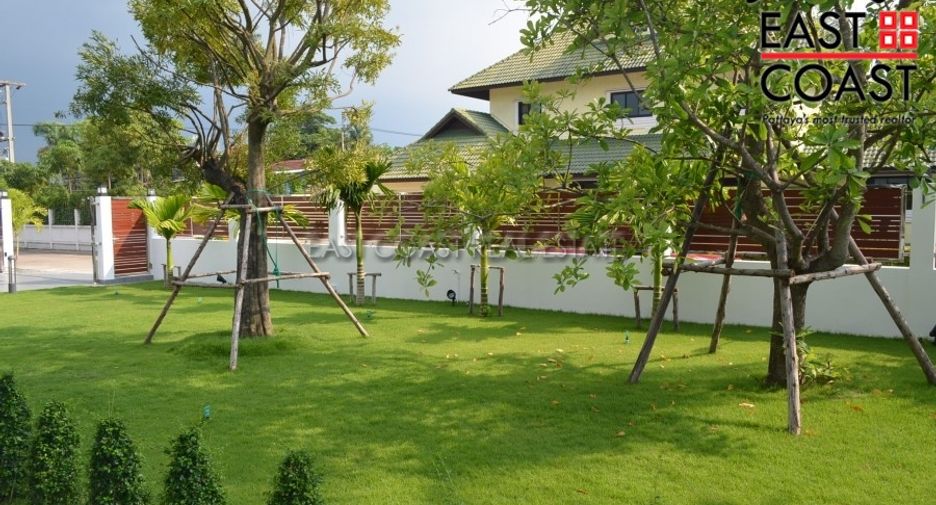 For sale 4 bed house in Bang Lamung, Chonburi