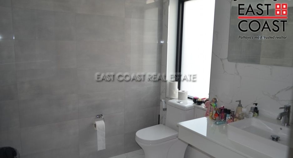 For sale 4 bed house in Bang Lamung, Chonburi