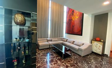 For rent and for sale 3 bed condo in Watthana, Bangkok