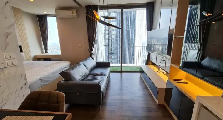 For rent スタジオ condo in Sathon, Bangkok
