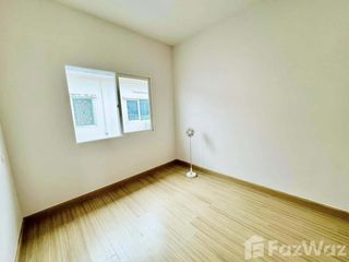 For sale 3 bed townhouse in Bang Khun Thian, Bangkok