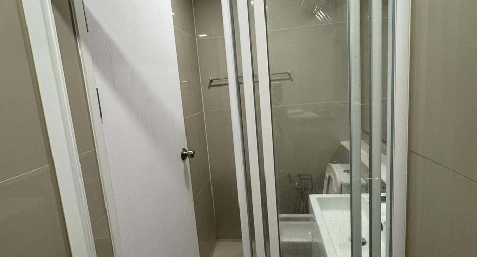 For rent 2 bed condo in Phaya Thai, Bangkok