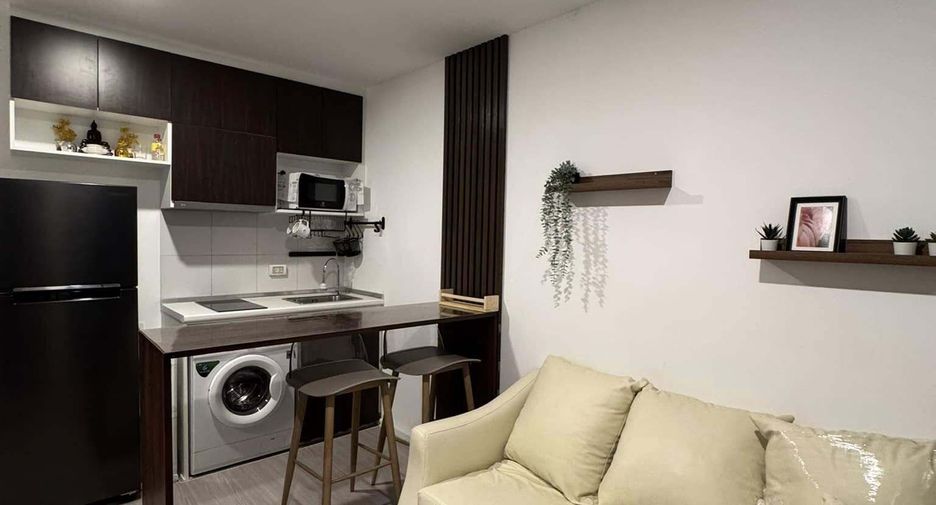 For rent 2 bed condo in Phaya Thai, Bangkok