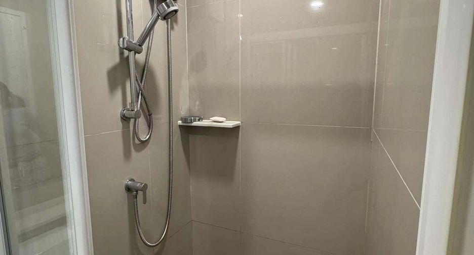 For rent 2 bed condo in Phaya Thai, Bangkok