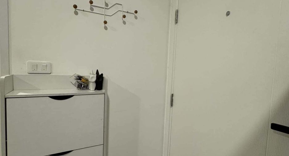 For rent 2 bed condo in Phaya Thai, Bangkok