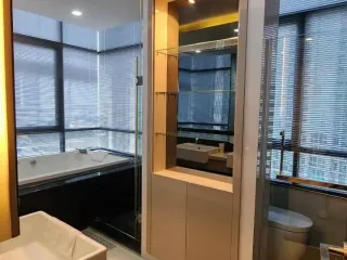For rent 2 Beds condo in Huai Khwang, Bangkok