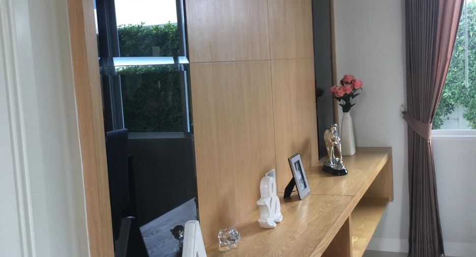 For sale 4 bed house in Sai Noi, Nonthaburi