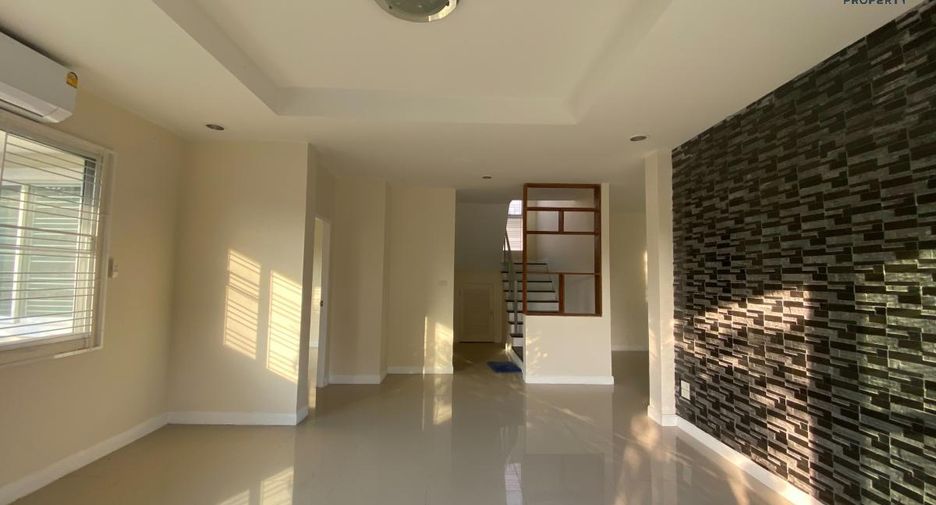 For sale 4 bed house in Sai Noi, Nonthaburi