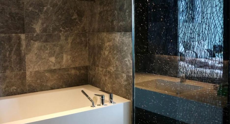 For rent 1 bed condo in Khlong San, Bangkok