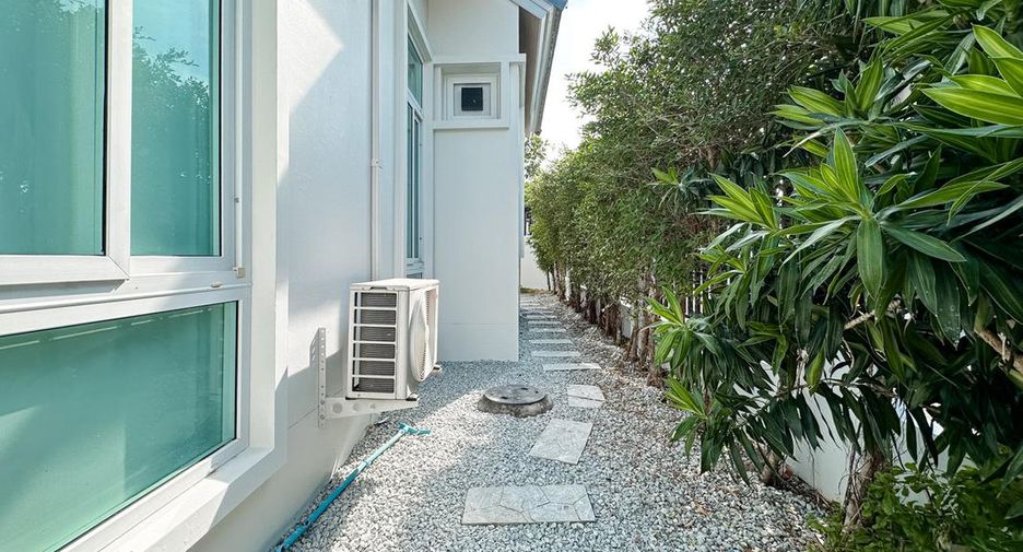 For sale 3 bed house in Bang Lamung, Chonburi
