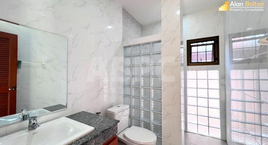 For sale 3 bedrooms house in Bang Lamung, Chonburi