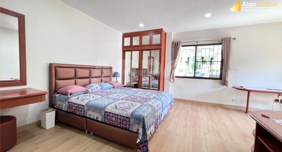 For sale 3 bedrooms house in Bang Lamung, Chonburi
