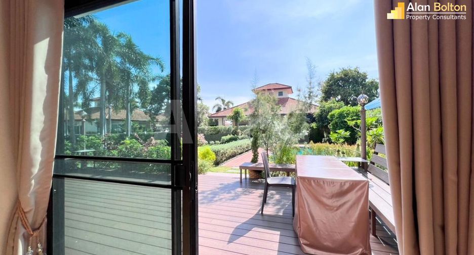 For sale 3 bedrooms house in Bang Lamung, Chonburi