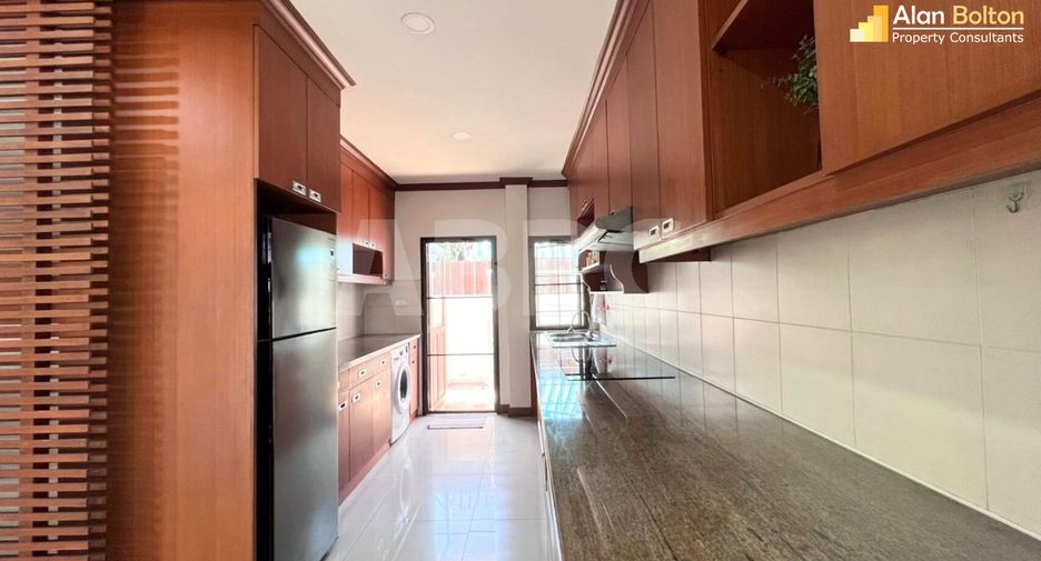 For sale 3 bedrooms house in Bang Lamung, Chonburi
