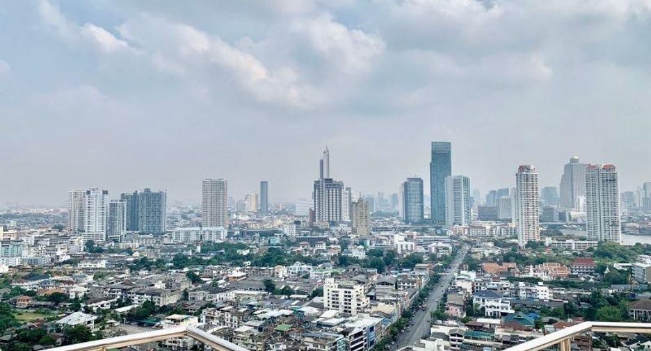 For rent and for sale 3 bedrooms condo in Khlong San, Bangkok