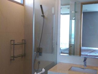 For sale 2 bed condo in Yan Nawa, Bangkok